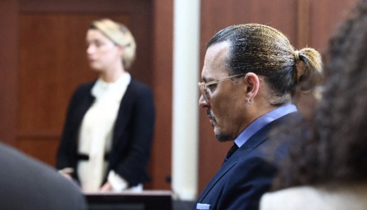 Heard dice que Depp la agredió sexualmente en el rodaje de "Piratas"