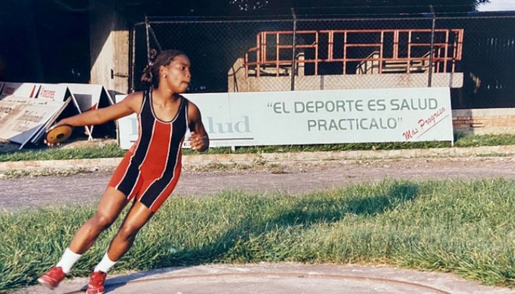 Arelis Quiñones Granja, En los Juegos Nacionales de 2004 en Bogotá, Arelis fue medalla de oro en el lanzamiento del disco.