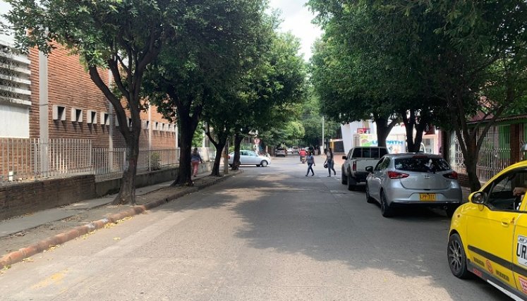 En esta parte de la Avenida Gran Colombia capturaron a los dos presuntos delincuentes.