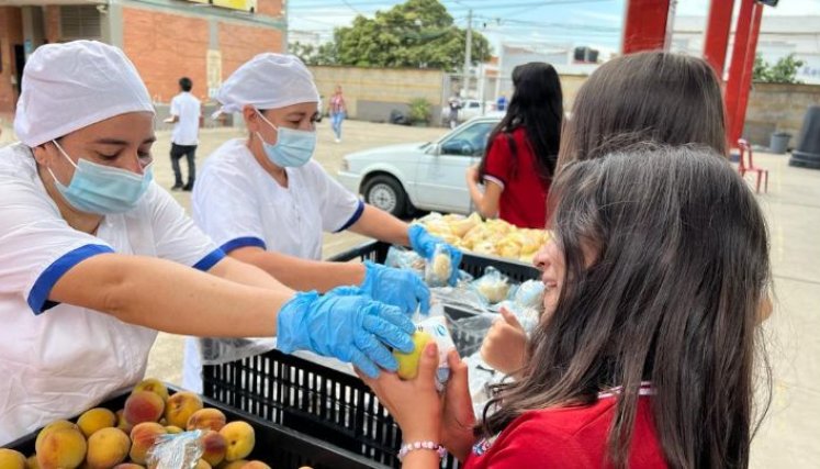Los beneficiarios corresponden al 68,51% de la matrícula oficial del municipio. / Foto: Cortesía / La Opinión 