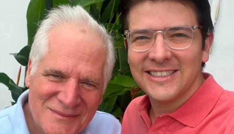 PAPÁ DE MIGUEL URIBE 