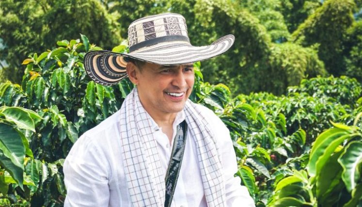 ¡Ay Ombe!: Jorge Celedón convierte sus canciones en sabores de café.