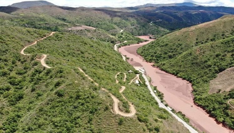 Fueron socializados los estudios y diseños del trazado para conjurar la emergencia vial en el sector El Tarrita.