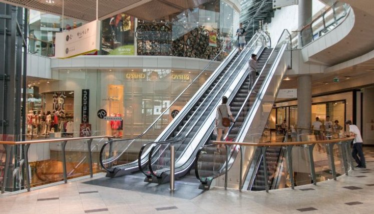 ESCALERAS ELÉCTRICAS